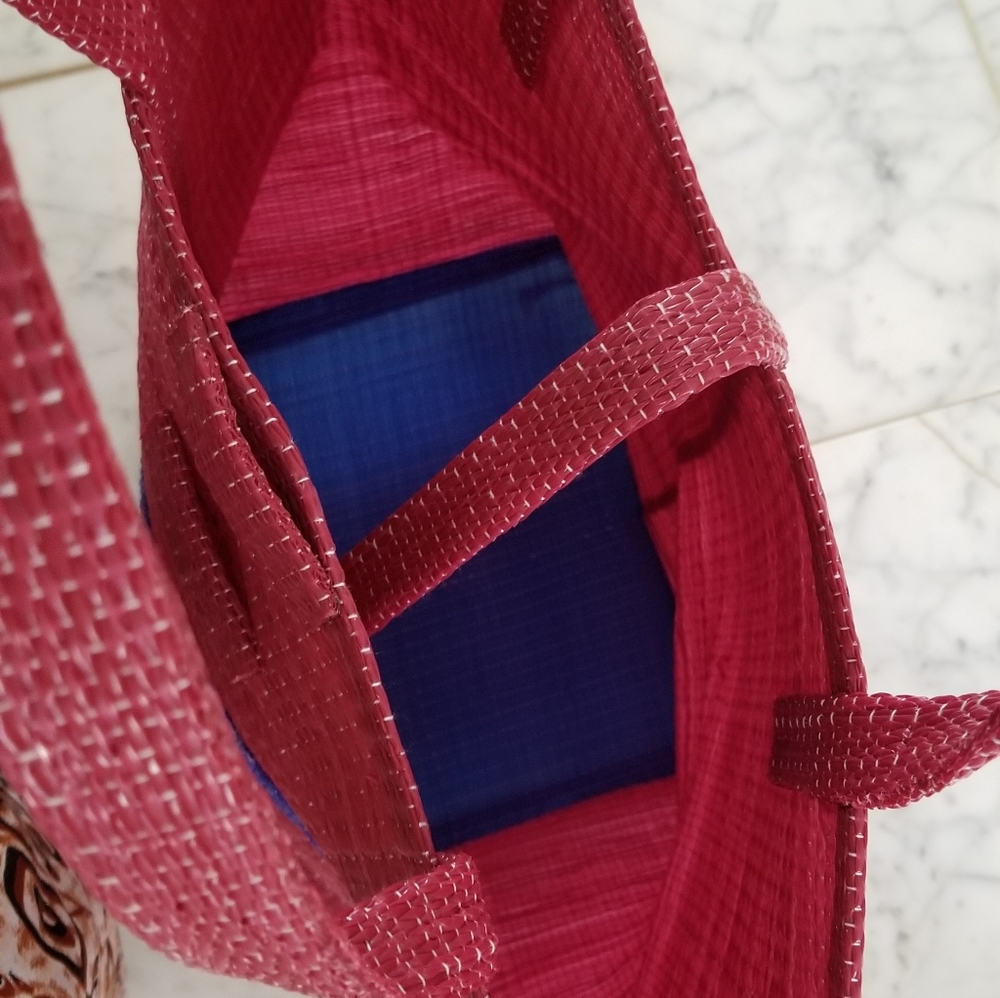 Tote - Picture 3 of 5